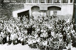 Oran- SDV- 7114 -JUBILE SACERDOTAL PERE CANDELA NE A LA CALERE (1954)